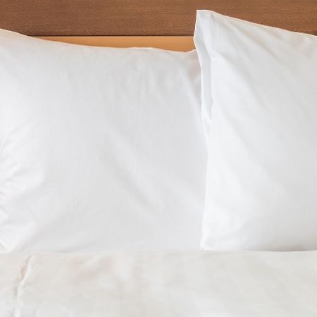 Holiday Inn Express - Kingston West By Ihg Dış mekan fotoğraf