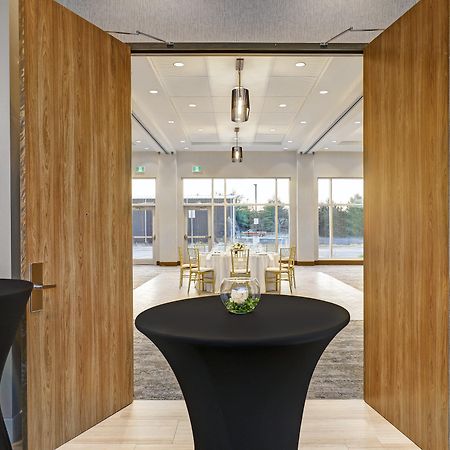 Holiday Inn Express - Kingston West By Ihg Dış mekan fotoğraf