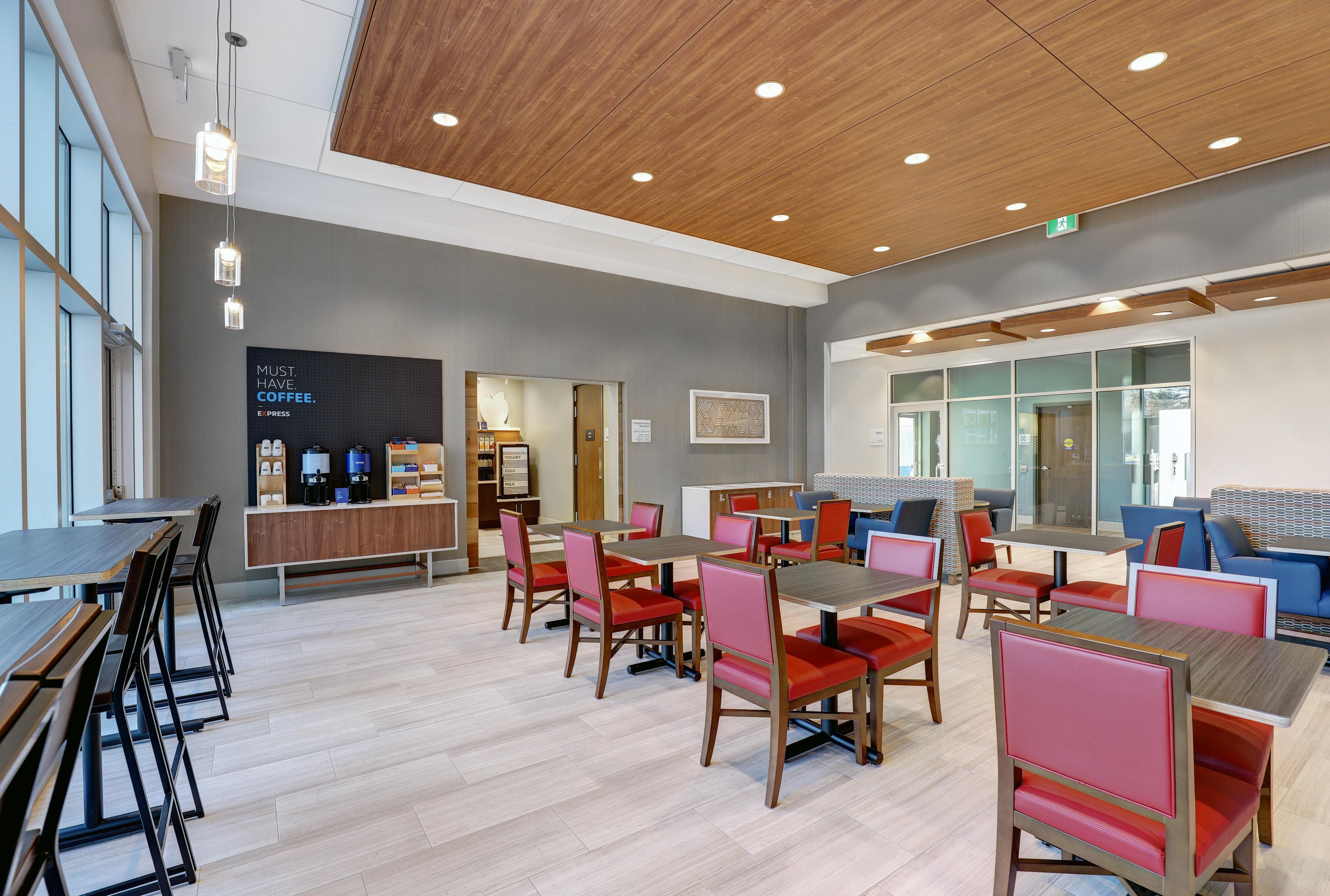 Holiday Inn Express - Kingston West By Ihg Dış mekan fotoğraf