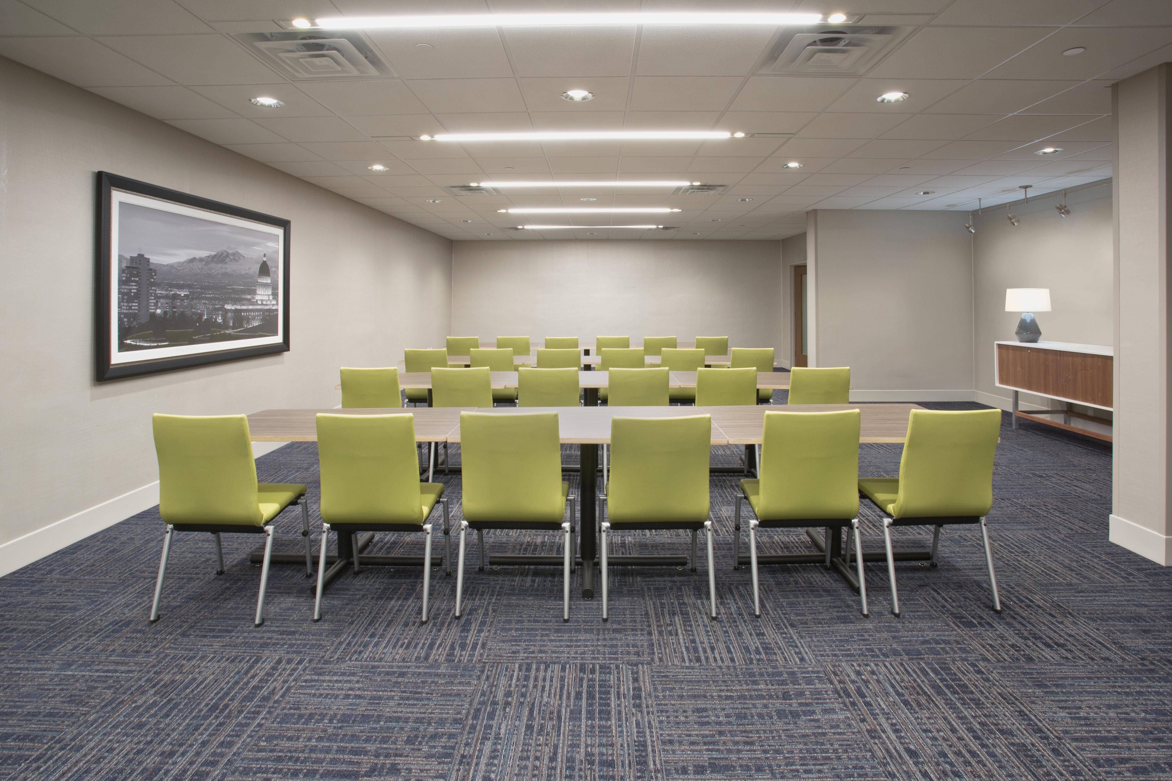 Holiday Inn Express - Kingston West By Ihg Dış mekan fotoğraf