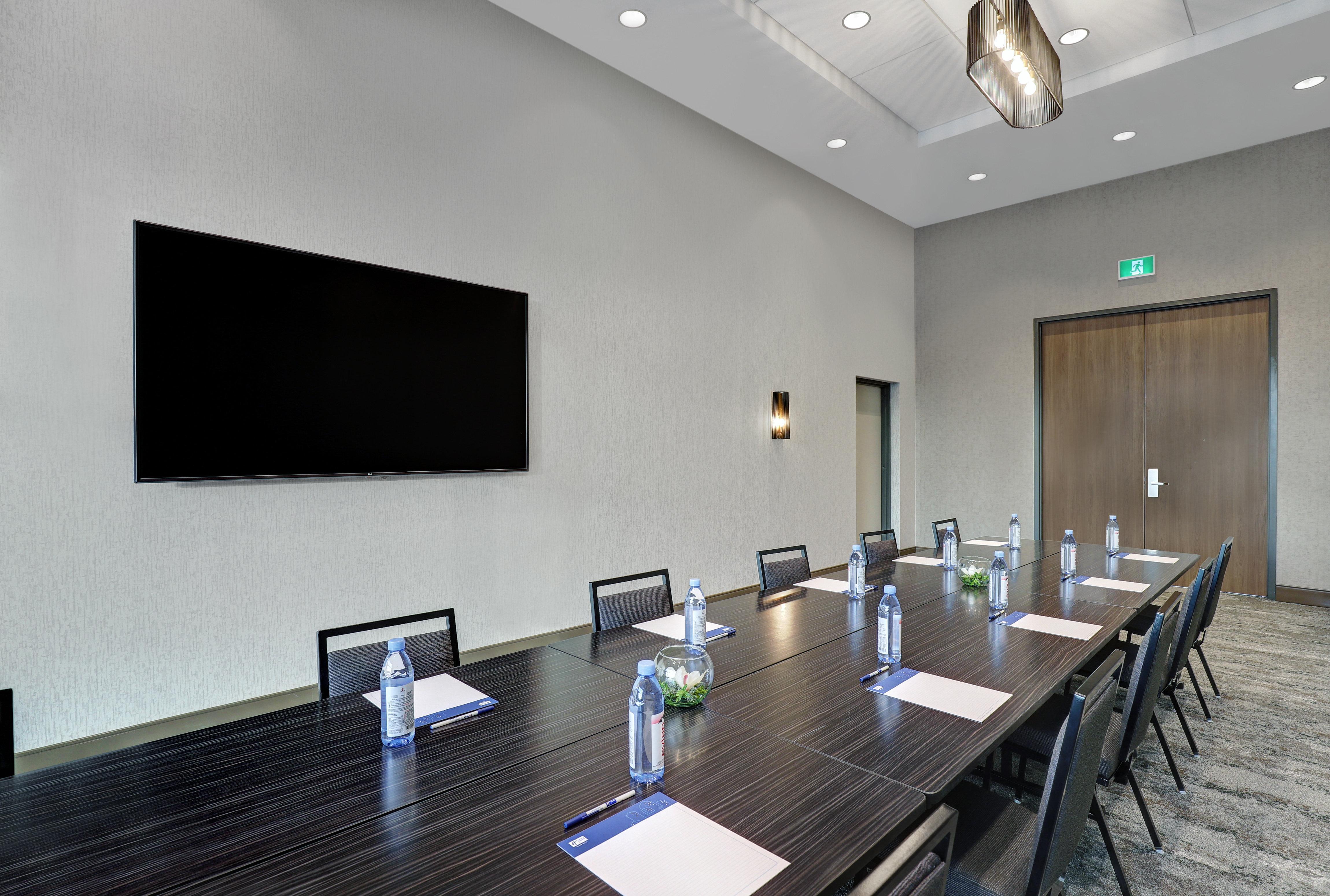 Holiday Inn Express - Kingston West By Ihg Dış mekan fotoğraf